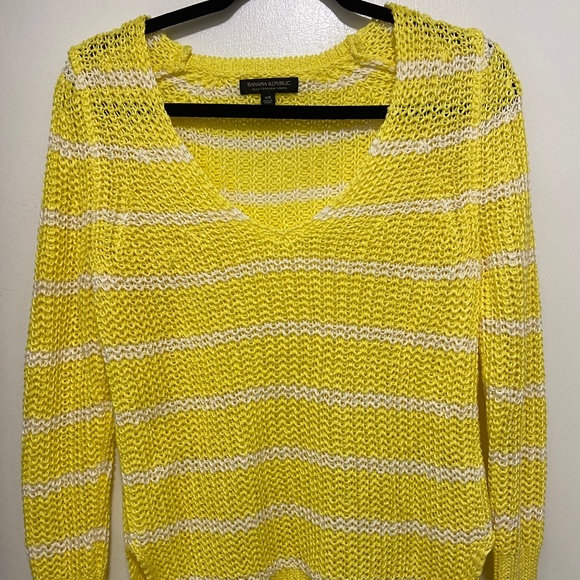 Banana republic linen sweater - Picture 1 of 4